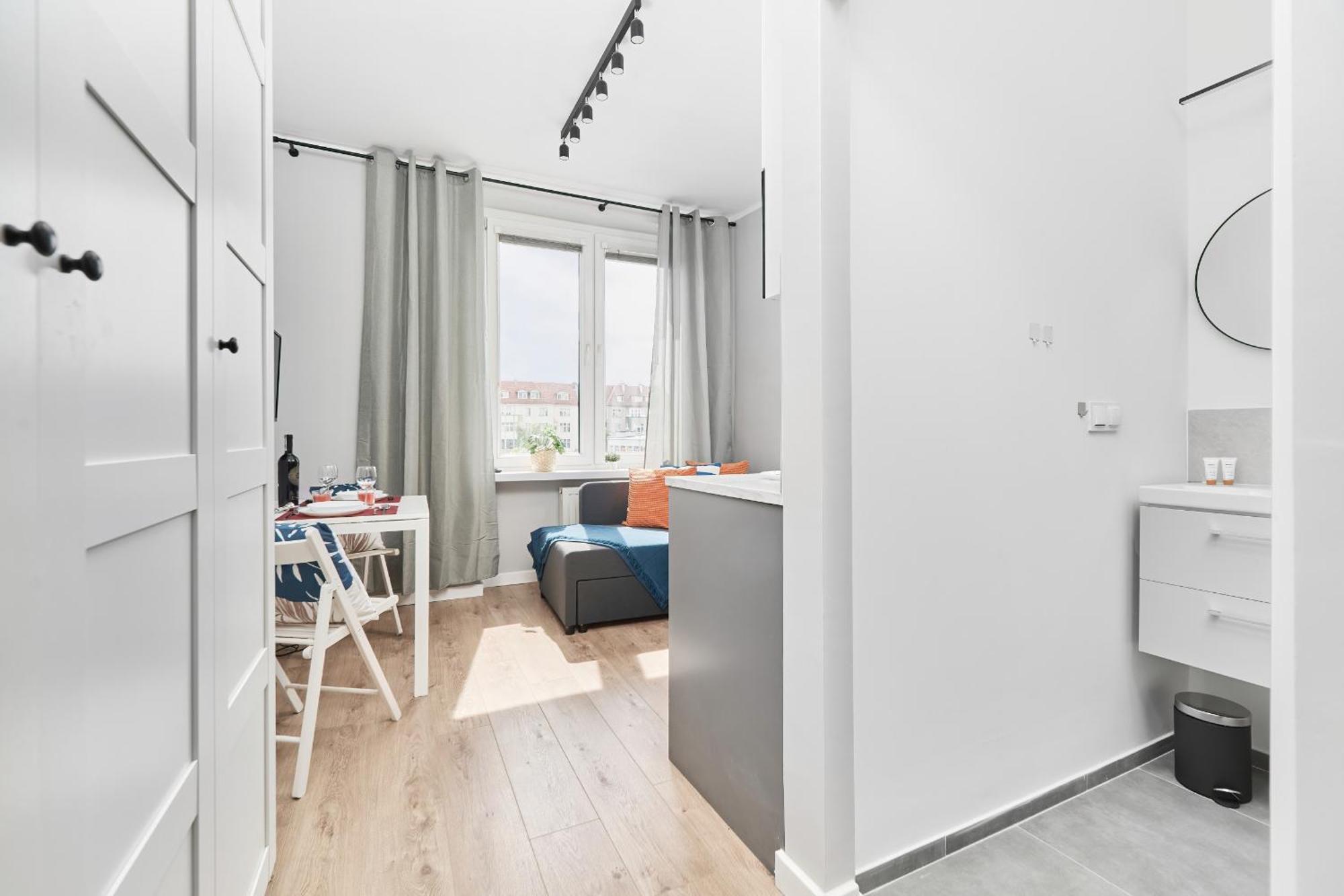 Museum Square By Renters * Breslavia
