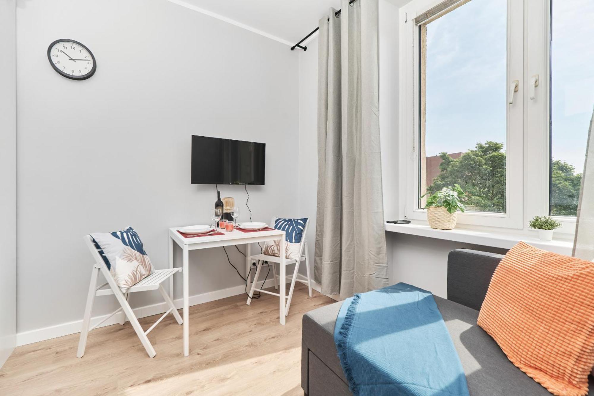 Museum Square By Renters *